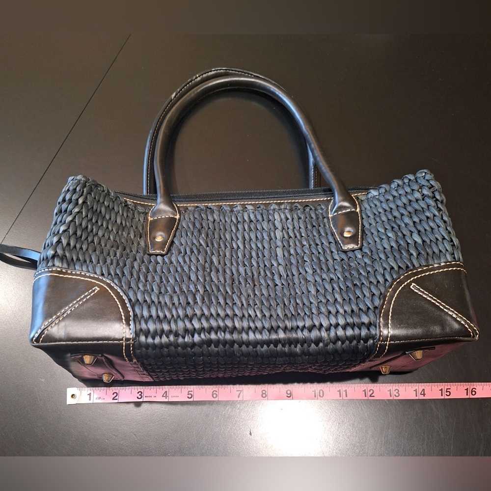Black Woven Shoulder Bag - Picture 6 of 8
